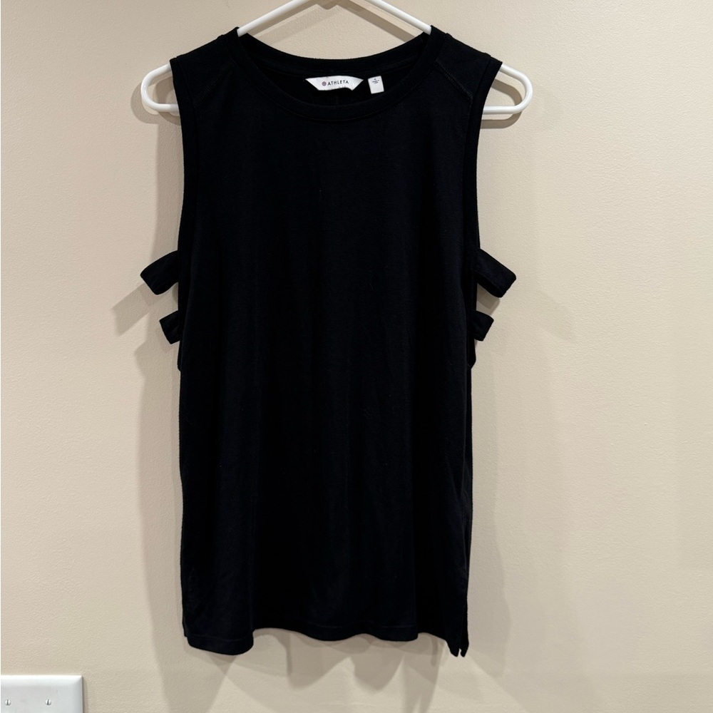 🔥Athleta Black Sleeveless Top🔥
